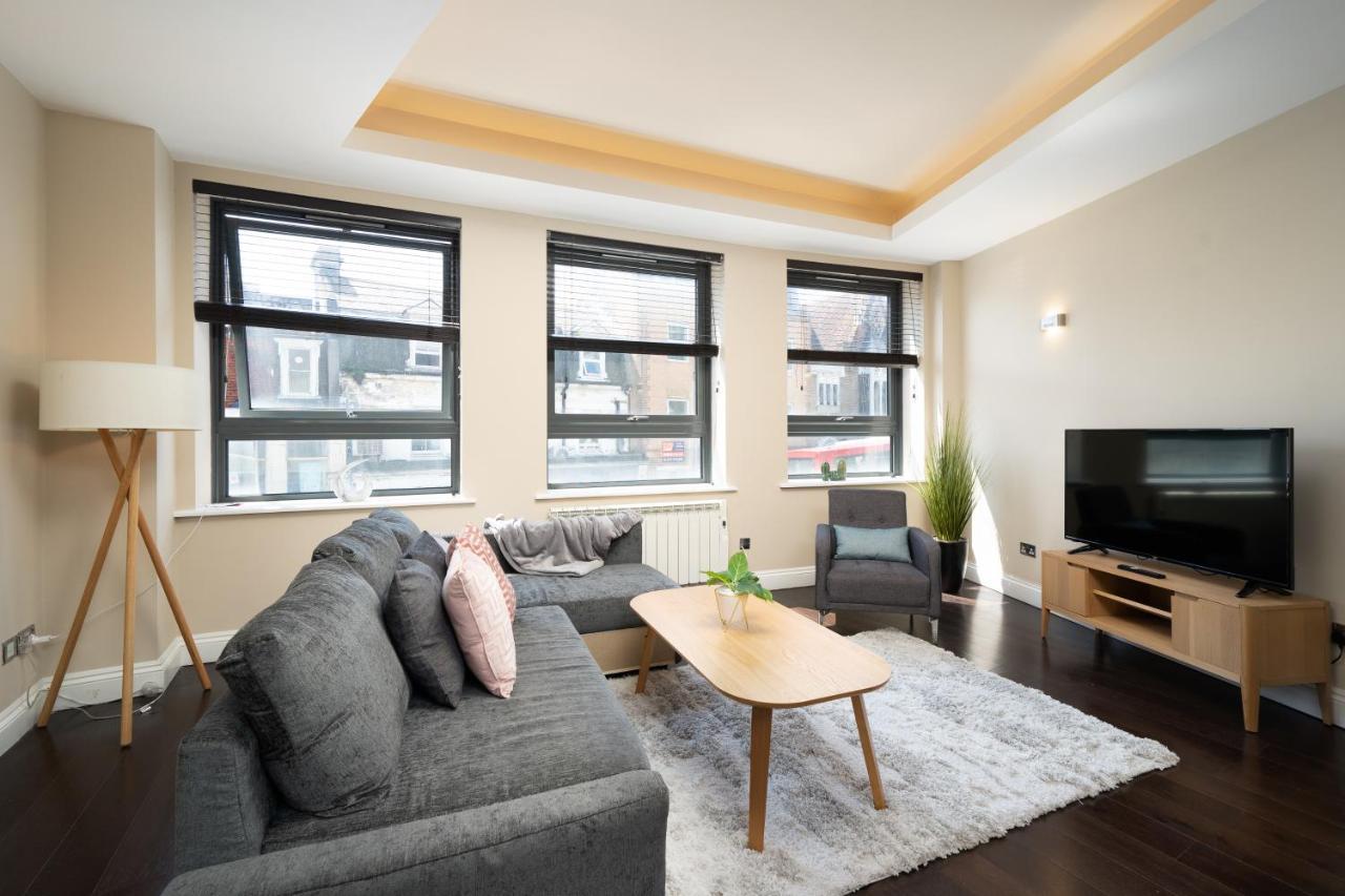 Spacious 2 Bedroom Apartment - Sleeps 6 Brighton Екстериор снимка