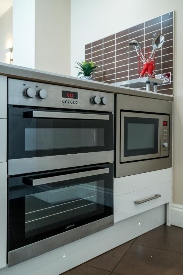 Spacious 2 Bedroom Apartment - Sleeps 6 Brighton Екстериор снимка